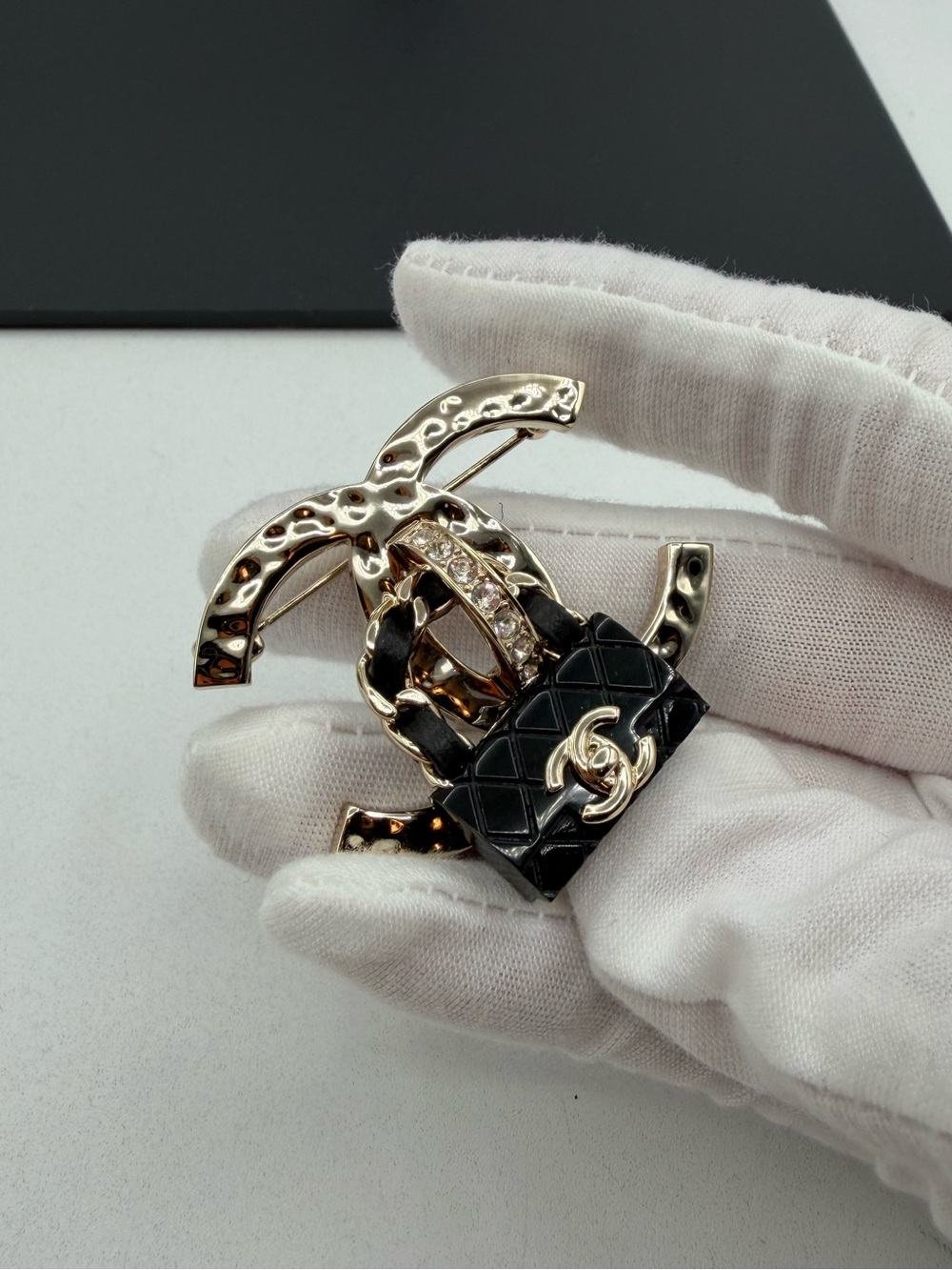 Chanel Gold Accessory Brooch vintage